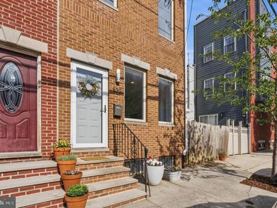 832 N 20th St, Philadelphia, PA, 19130