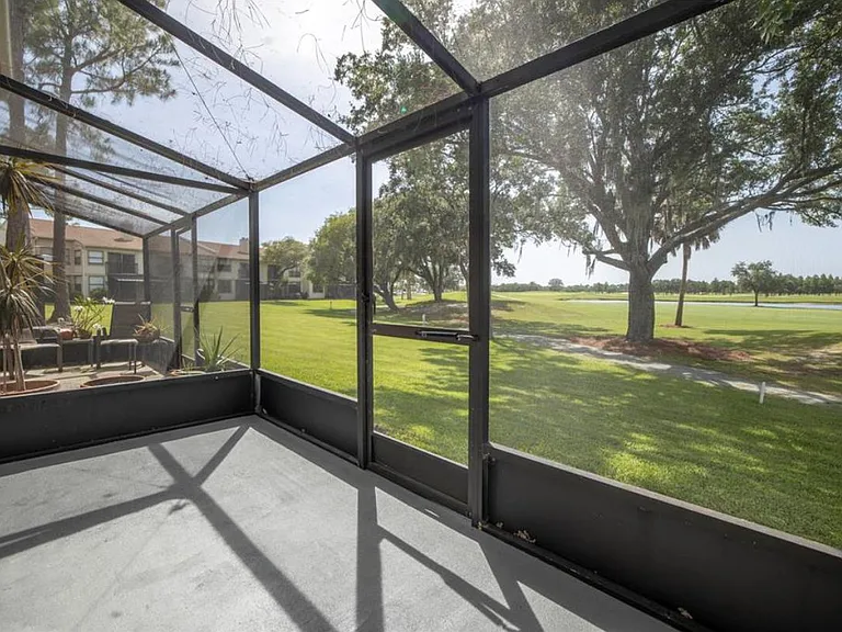 2049 Skimmer Ct W — Photo 25