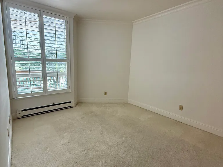 320 Vallejo Dr #42 — Photo 9