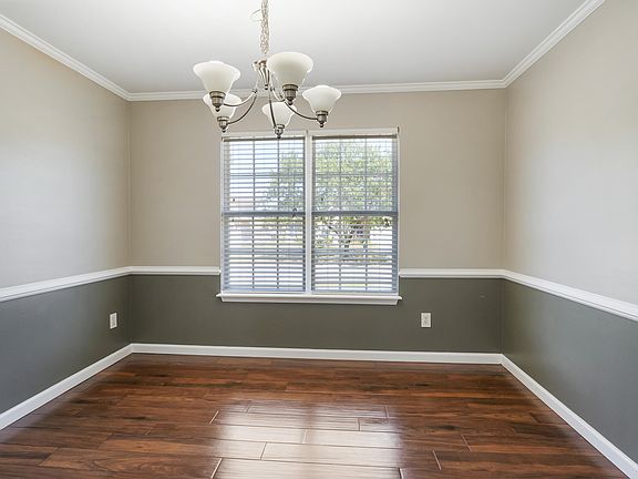 4th image of 4421 Whatley Ln