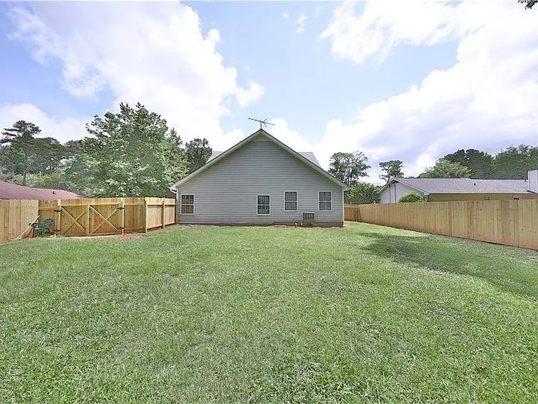 919 Tacoma Dr — Photo 26