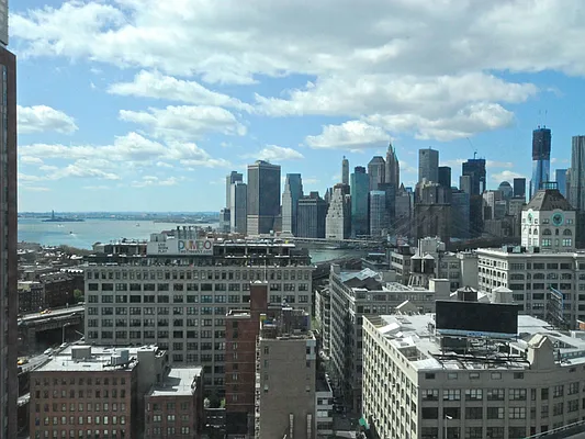 Sold by Sotheby's International Realty | media 8