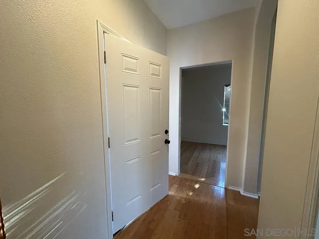 1 bed, 1.0 bath, 450 sqft, $1,850 — Photo 4