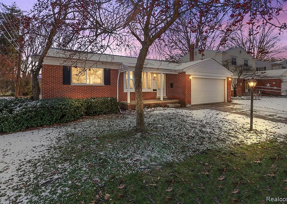 30431 Jeanine St, Livonia, MI 48152 Zillow