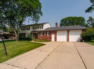 35578 Springvale St, Farmington Hills, MI 48331