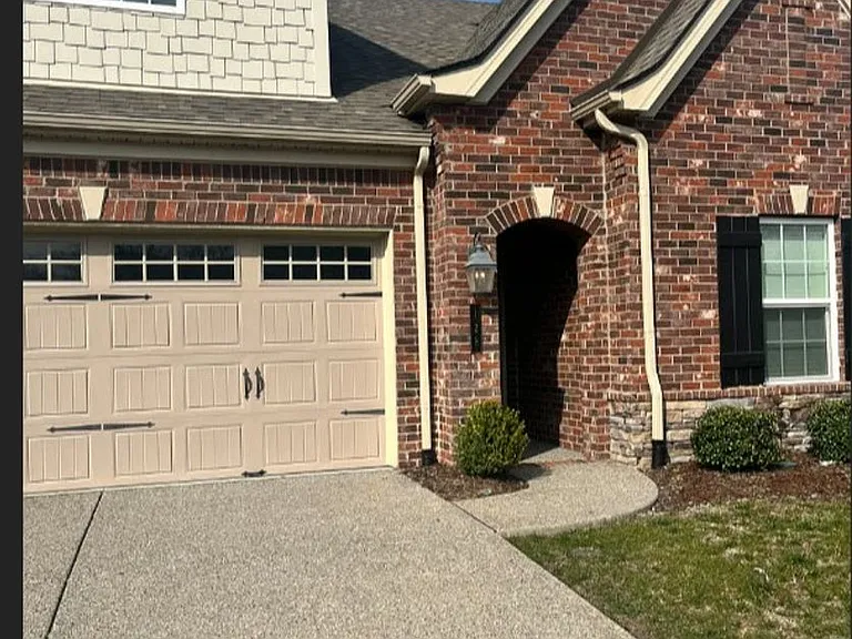 128 Owl Hollow Rd — Photo 1