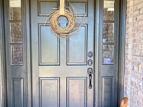 3rd image of 2504 WINDING SPRINGS Court