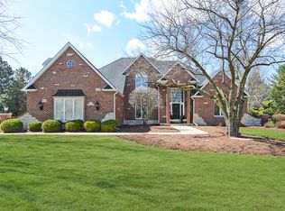 5N794 Courcival Ln, Wayne, IL 60184