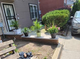 586 Beck St #G, Bronx, NY 10455