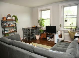 49 Carlton St #6, Brookline, MA 02446