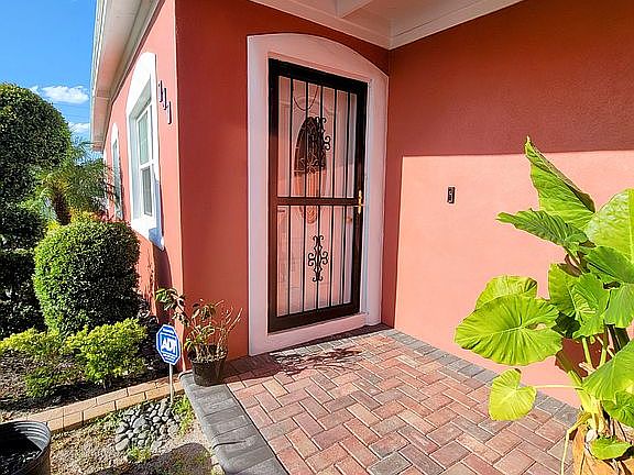 3rd image of 707 Egan Dr