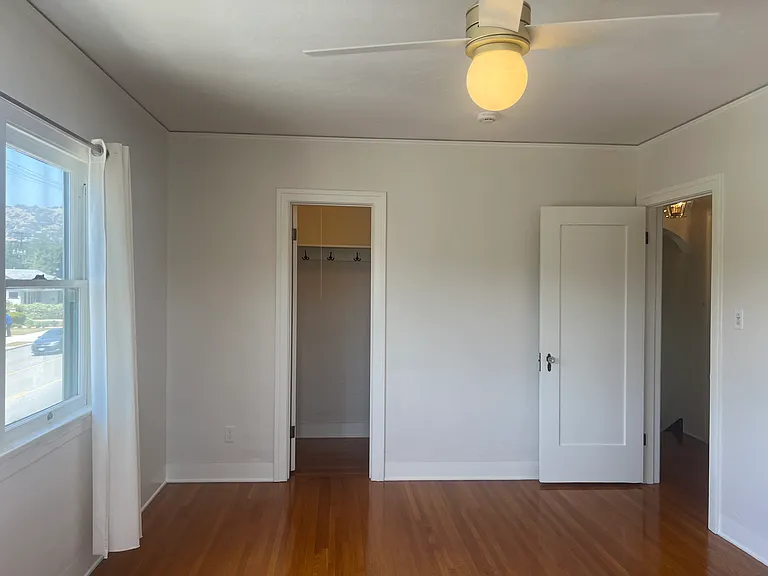 4966 Townsend Ave — Photo 29