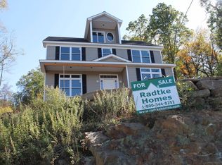 257 Lakes Rd, Monroe, NY 10950