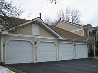 1022 Ferndale Ct APT A2, Wheeling, IL 60090