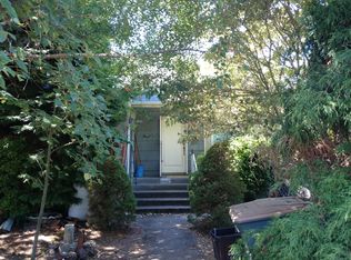 6047 39th Ave SW, Seattle, WA 98136