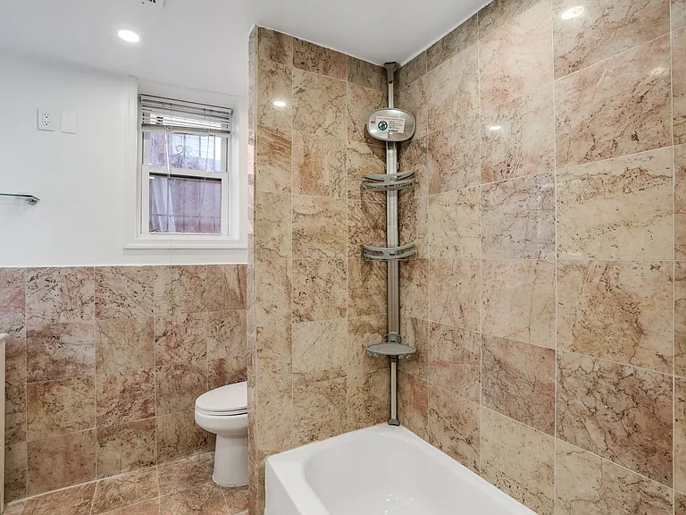 1377 Quincy St NW — Photo 12