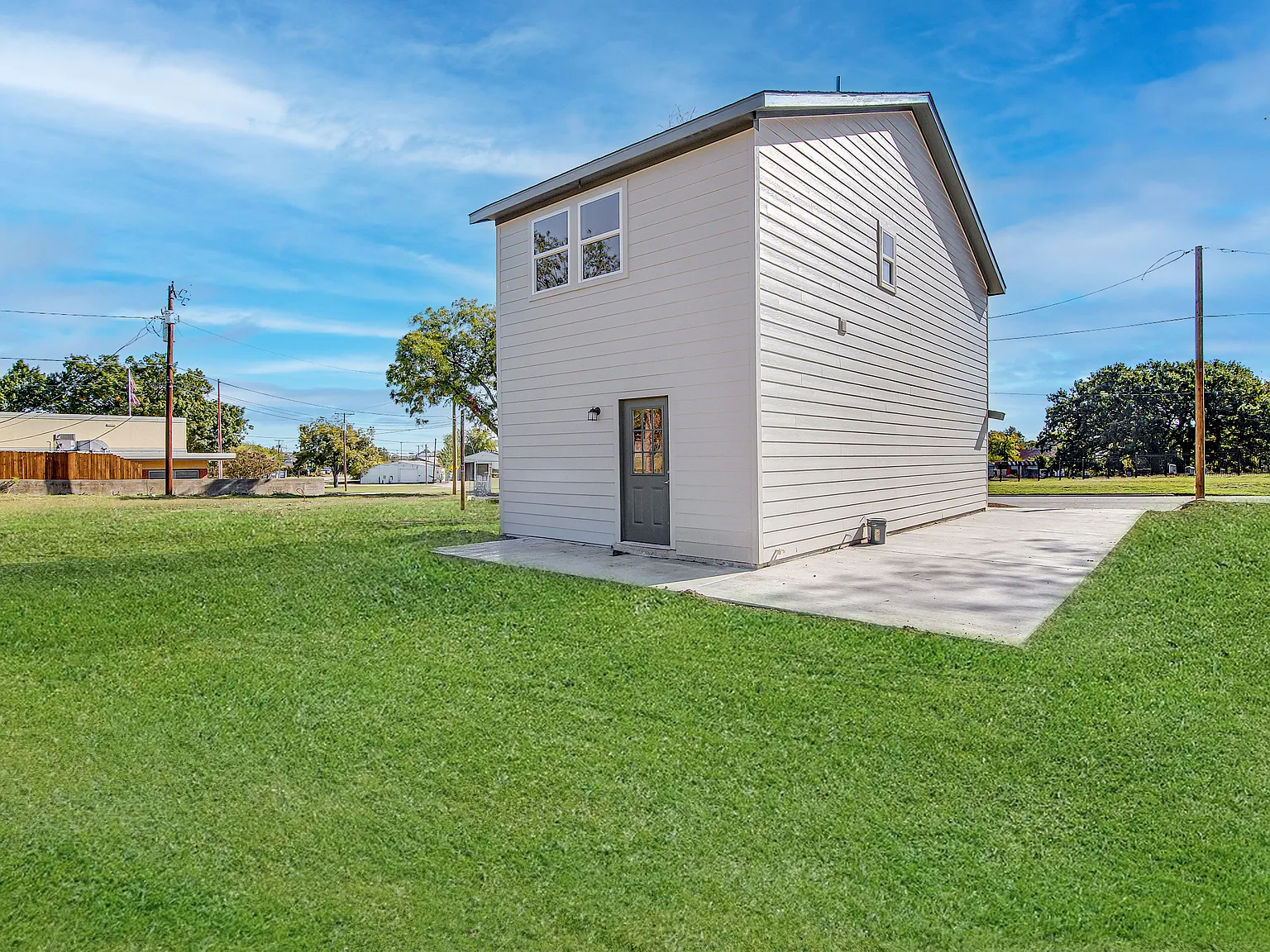 2 bed, 1178 sqft, $1,900 — Photo 3