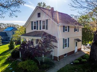 14 Marion St, Seekonk, MA 02771