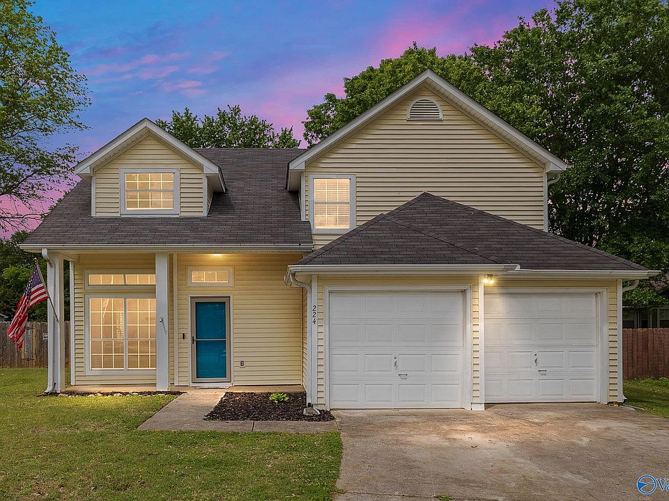 1st image of 224 Cypress Creek Dr