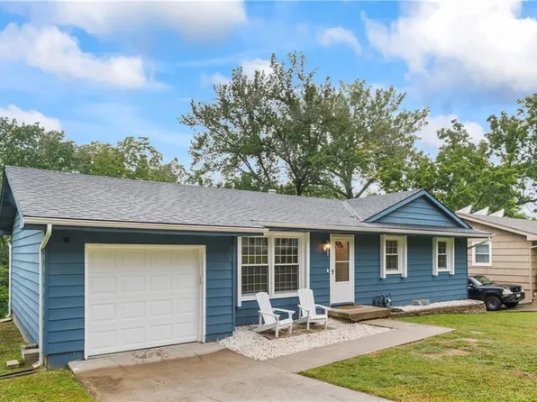 7210 NW Autumn St, Kansas City, MO 64152