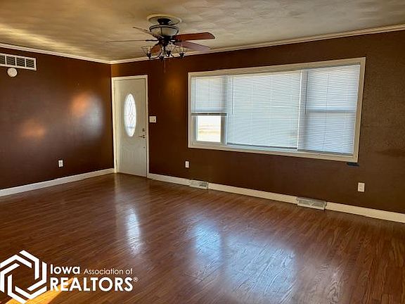 4th image of 1056 Township Road 1300n