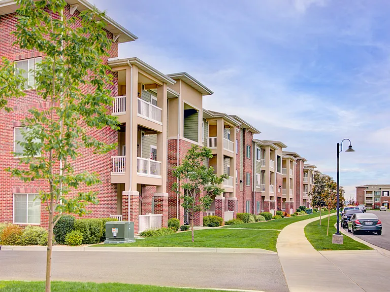 Outlook Apartments — Photo 30