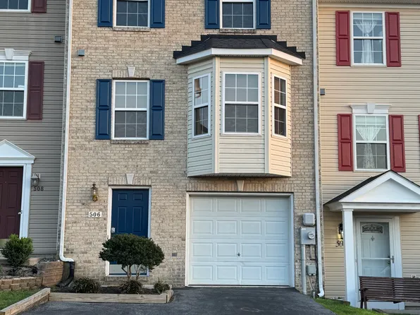 506 Hupps Hill Ct, Strasburg, VA 22657