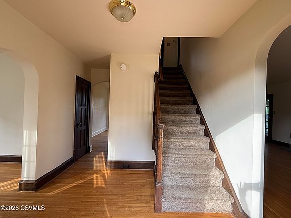 5th image of 180 Chestnut St