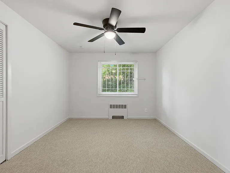 The Highland Arms Apartments — Photo 13