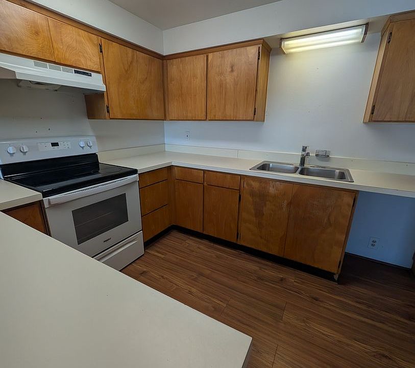 1st image of 105 N Broad St APT 4