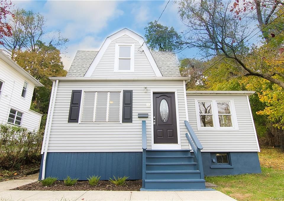 1st image of 51 Clover St