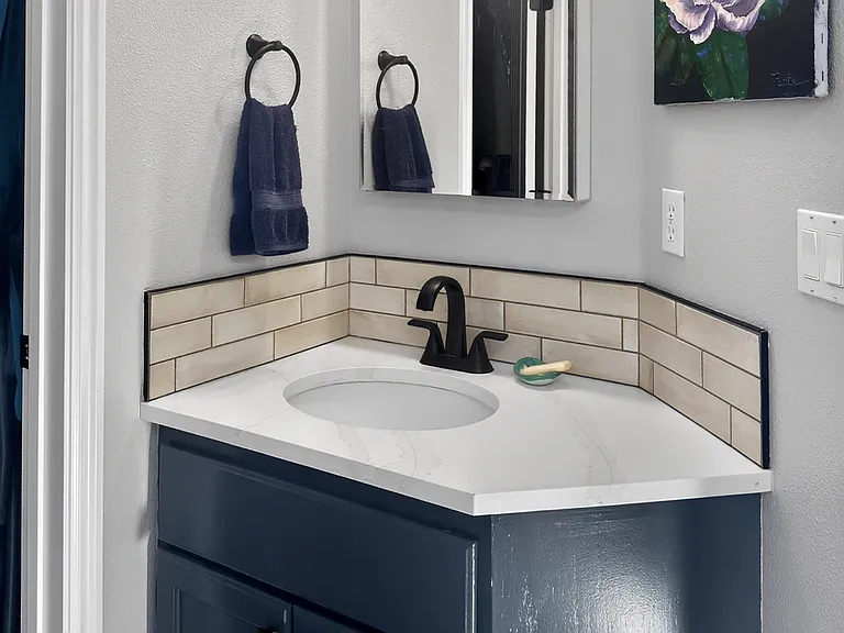 Ensuite bath