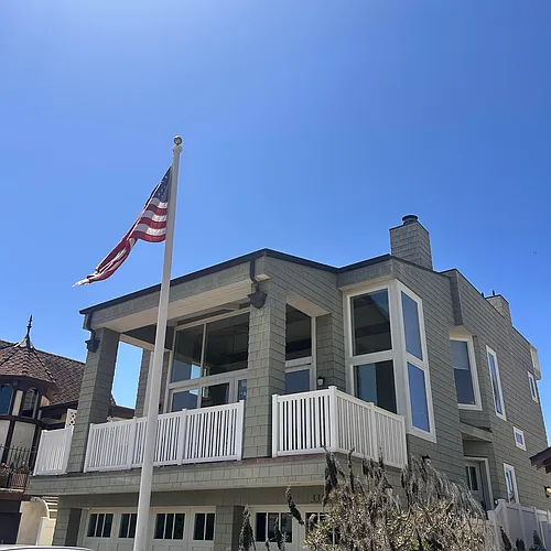 3329 Harbor Blvd Photo 1