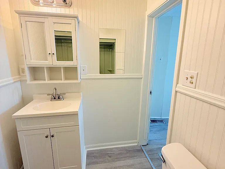 407 Electric St — Photo 15