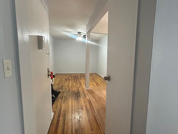 2nd image of 6250 McLean Ave