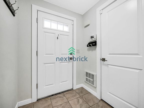 2nd image of 12037B 35th Ave NE