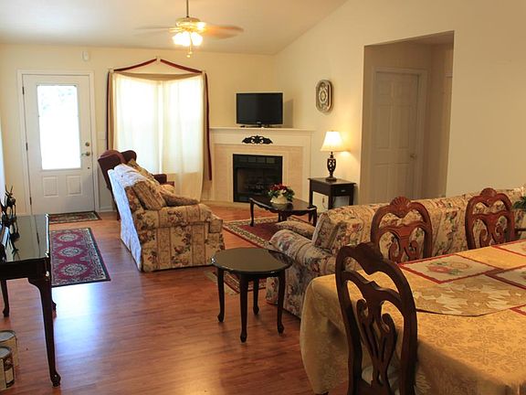 5th image of 140 Grace Hill Dr