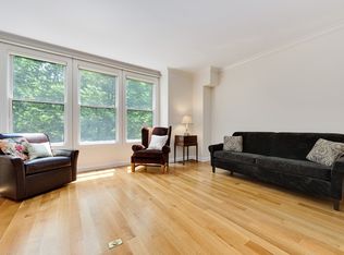 1406 W Fillmore St #1406, Chicago, IL 60607