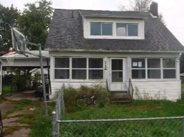 712 Bellevue Ave, Jackson, MI 49202