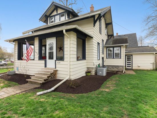 620 McDowell St, Delavan, WI 53115