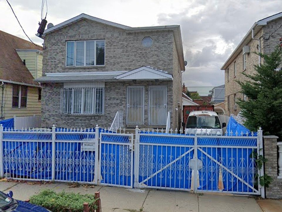 1st image of 2318 92nd St