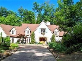 1890 Berkshire Rd, Gates Mills, OH 44040