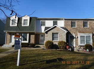 343 Monroe St, Oswego, IL 60543