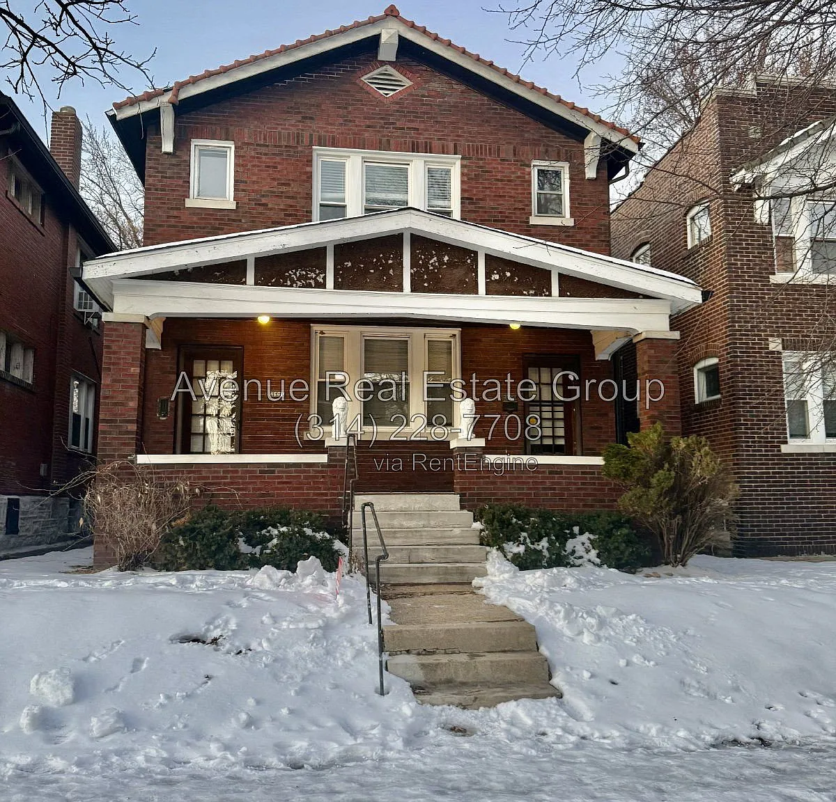 2 bed, 1.0 bath, 2159 sqft, $1,350 — Photo 1