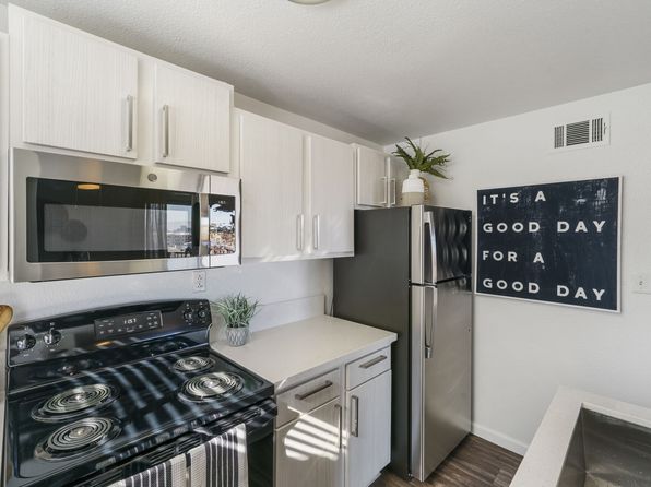 1555 Sky Valley Dr #104