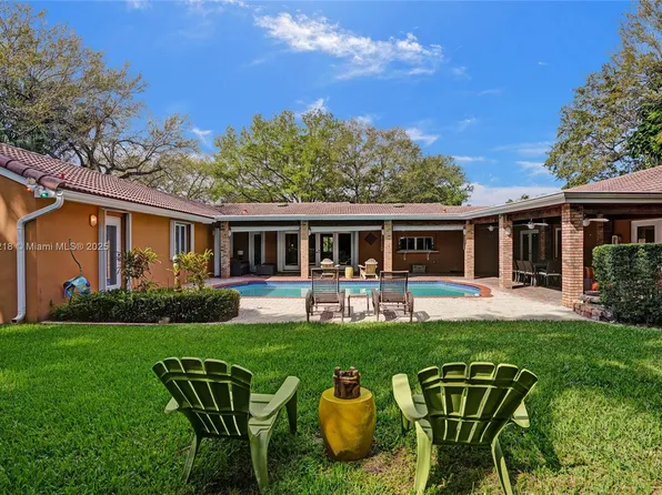 15321 SW 82nd Ave, Palmetto Bay, FL 33157