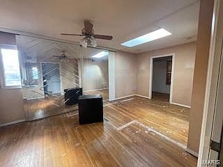 5th image of 11064 Landseer Dr