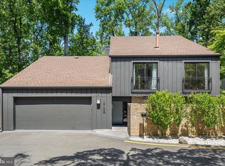 12108 Quorn Ln, Reston, VA 20191