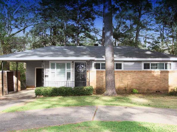 32 Barbara Dr