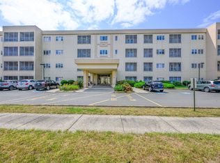 75 Washington Ave UNIT 2-217, Hamden, CT
